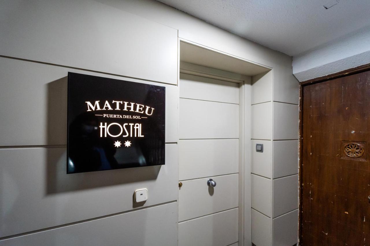 Hostal Matheu Madri Exterior foto